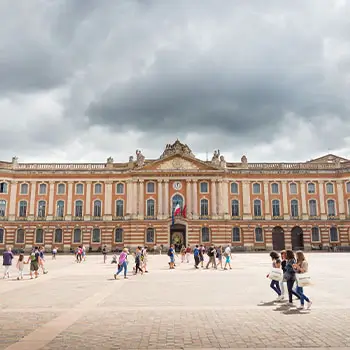 Le capitole, point central de Toulouse