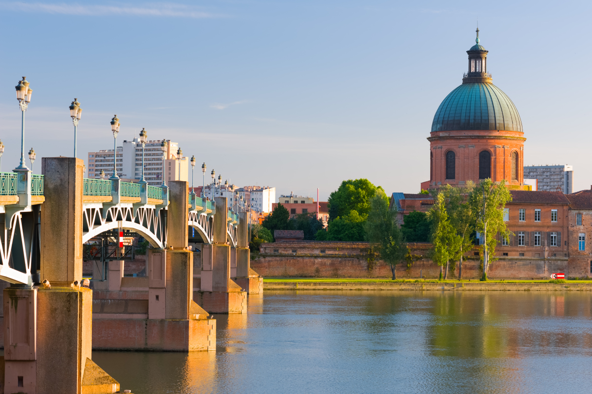 Studio Loi Pinel Toulouse — Vue sur le dôme de La Grave à Toulouse