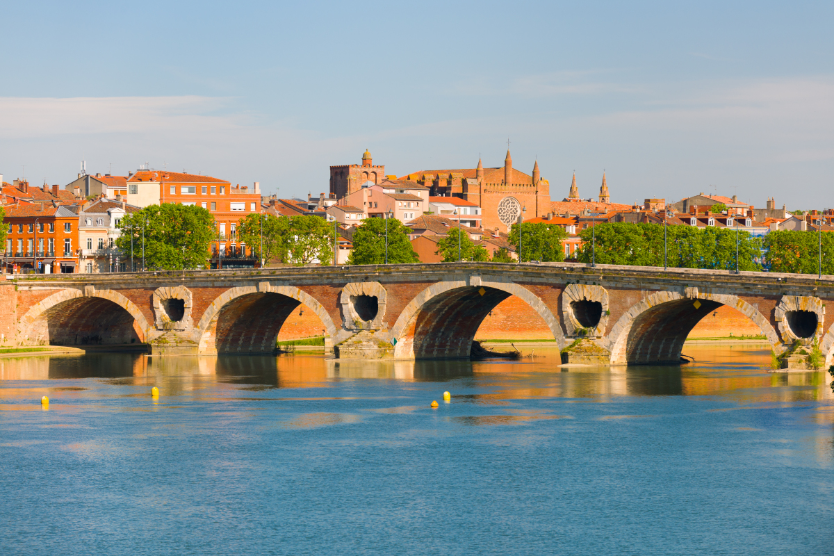 loi pinel toulouse - vue de Toulouse et du pont de pierre