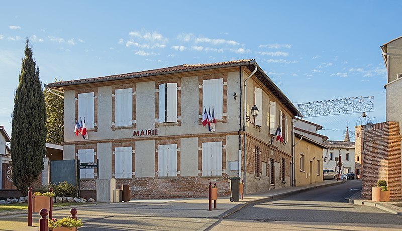 Immobilier neuf Mondonville – vue sur la mairie de Mondonville