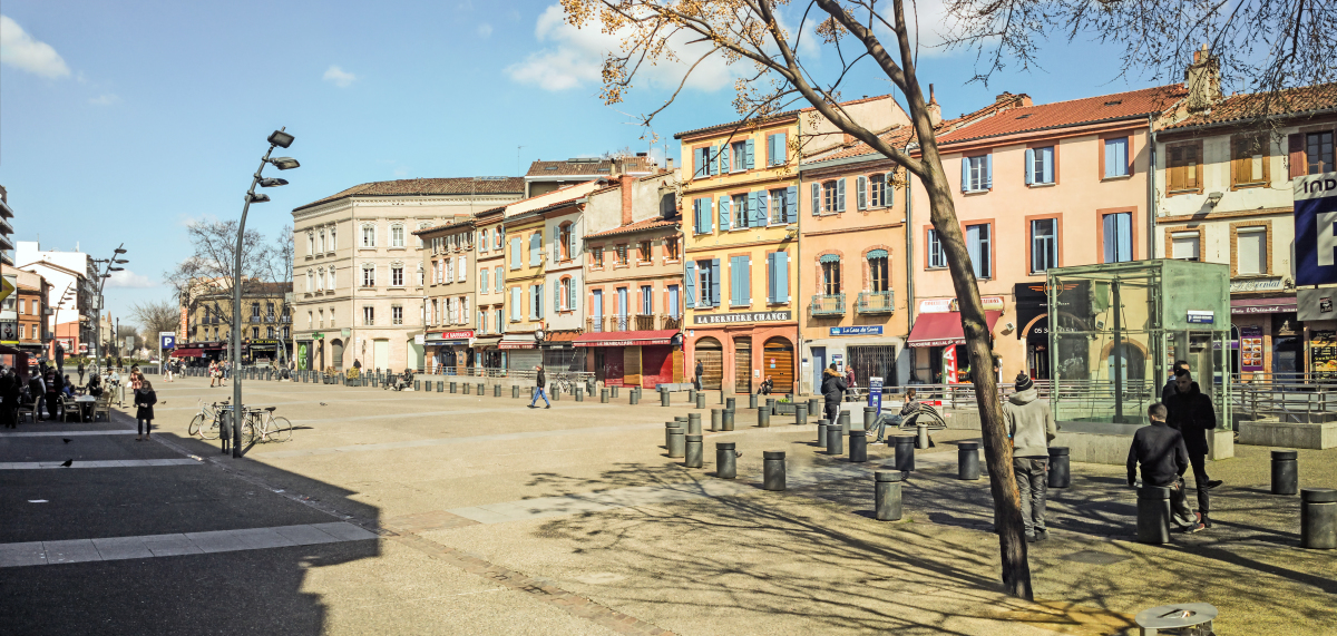 Vue sur la place Arnaud Bernard